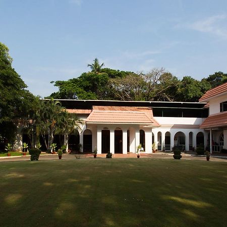 Ats Willingdon Hotel Kochi Exteriér fotografie