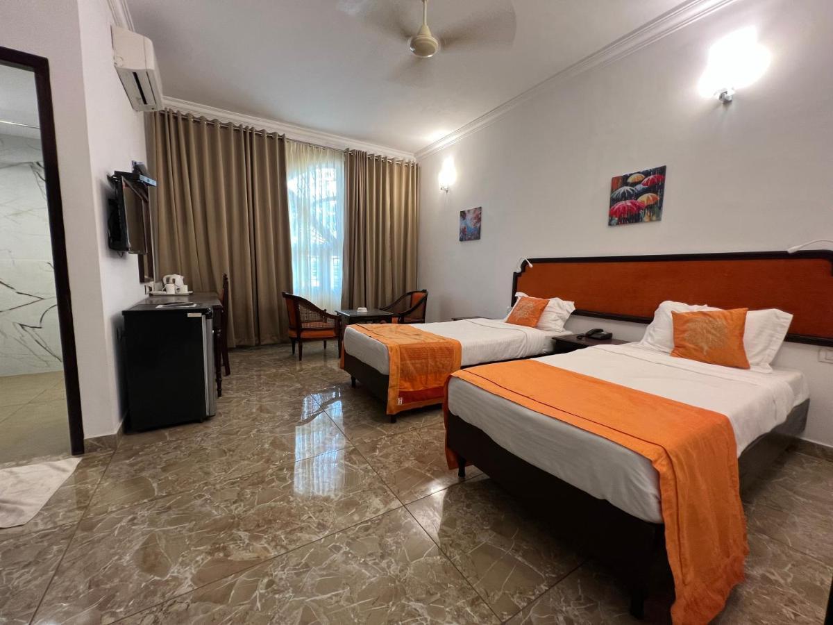 Ats Willingdon Hotel Kochi Exteriér fotografie