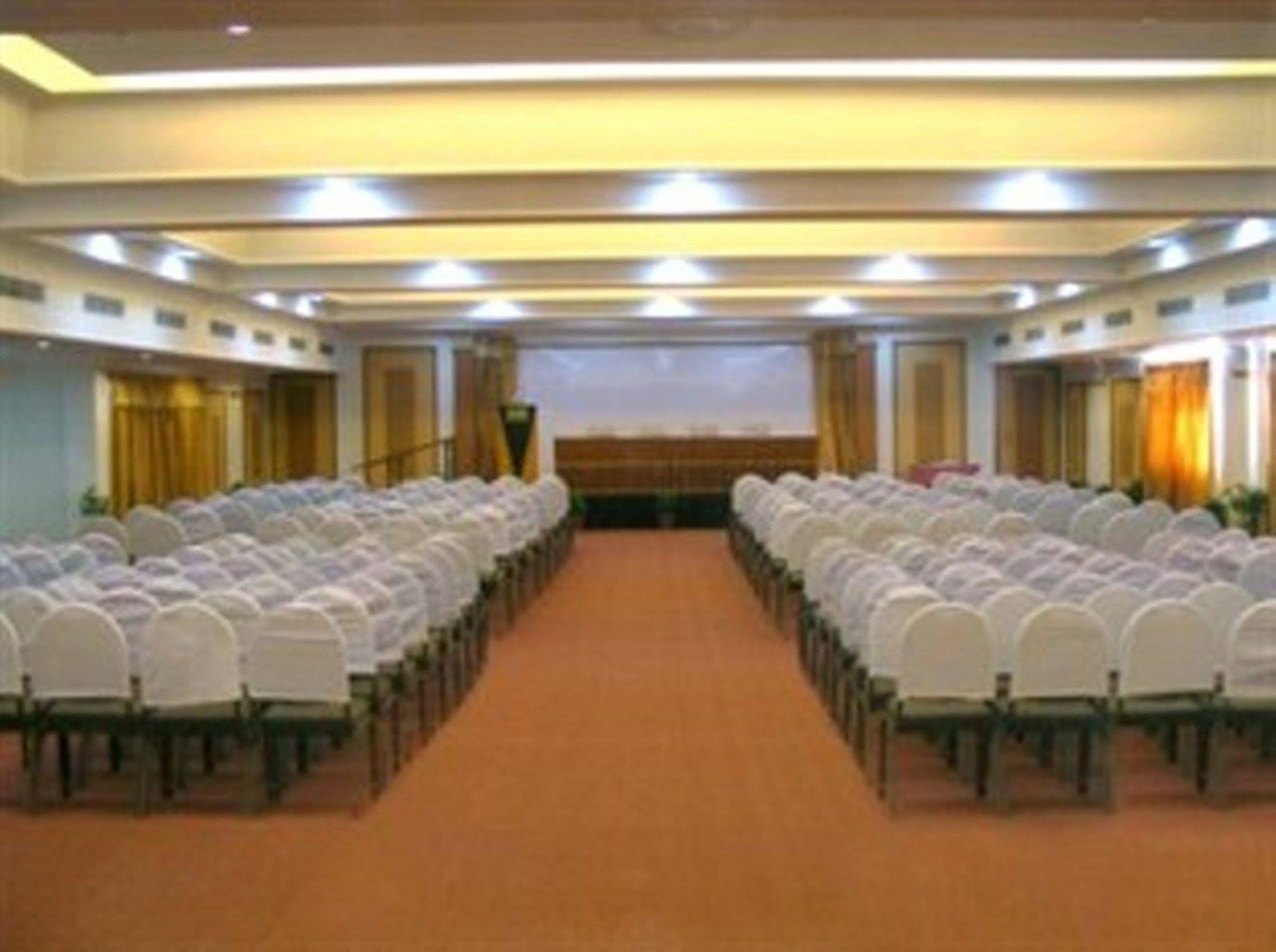 Ats Willingdon Hotel Kochi Exteriér fotografie